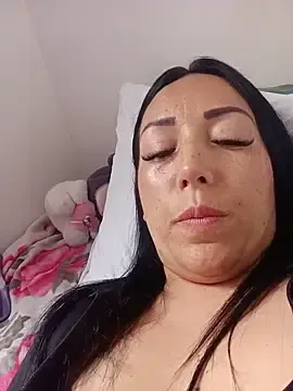 Stripchat Watch Live Sex Cams of Laura_martin_