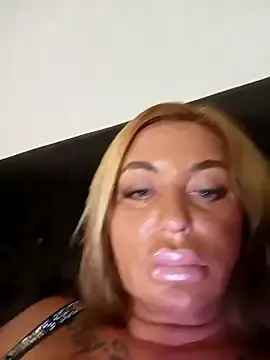 Stripchat Best live sex cam show of MiaMooly