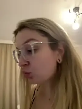 Stripchat Live Porn of Teya_moon_