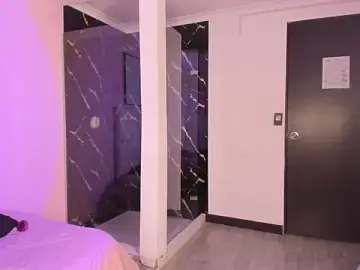 Stripchat Live Sex Cam of Charlot_Vega_