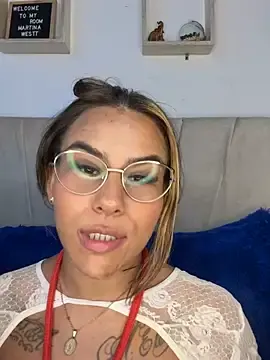 Stripchat Adult Webcams of MartinaWestt