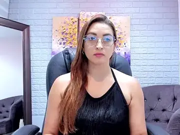 Stripchat Live Sex of _LaraMom_