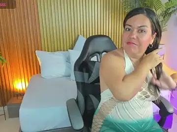 Stripchat Sex Chat of nahia_13