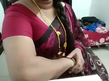 Stripchat Adult Webcam of telugu-keerthi3