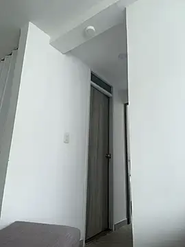 Stripchat Live Porn of LauraCadwell