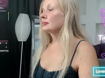 Stripchat Adult Webcams of NicoletteRose_