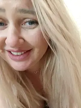 Stripchat Nude Webcam of LadyLolyPop_