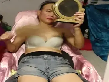 Stripchat Free Porn Cam of 1CuteAndSexy69