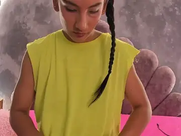 Stripchat Adult Video Chat of Valeria_Fitness