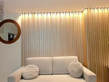 Stripchat Sex Cam of MilaLawrence