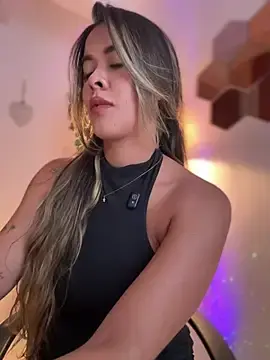 Stripchat Watch Live Sex Cams of Emilia_Bakerr