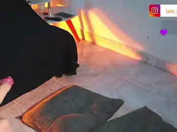 Stripchat Adult Video Chat of yourtoybella