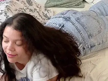 Stripchat Sex Cam of Amanda_sweet