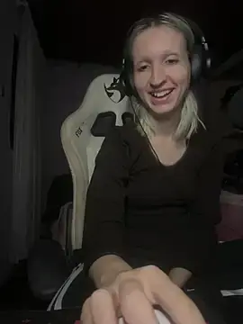 Stripchat Free Live Porn of thebunnydark