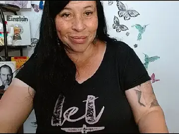 Stripchat Nude Webcam of LauraMallioni