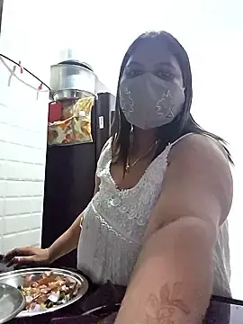 Stripchat Watch Live Sex Cams of MOM-SUN-COUPLE