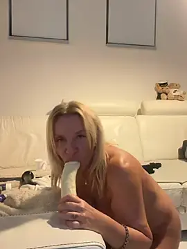 Stripchat Free Live Porn of sissytrainz