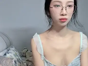 Stripchat Adult Video Chat of Lili-2
