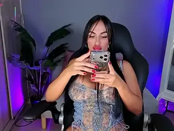 Stripchat Adult Video Chat of alina_cruz
