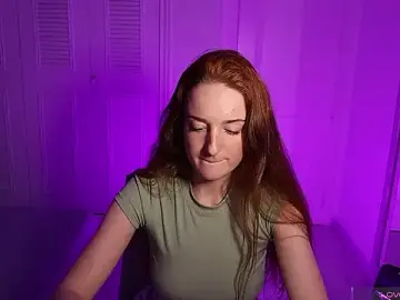Stripchat Sex Cam of redheadgoddess