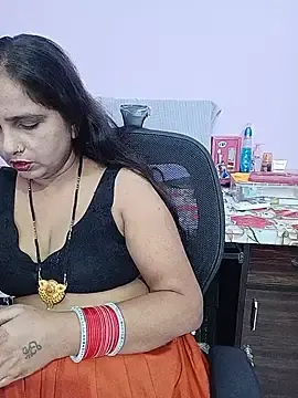 Stripchat Free Porn Cam of Reema05