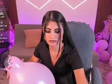 Stripchat Nude Webcam of lunaalynch