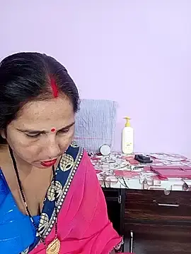 Stripchat Nude Webcam of reemacouple007