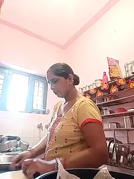 Stripchat Live Sex Cam of reemacouple007