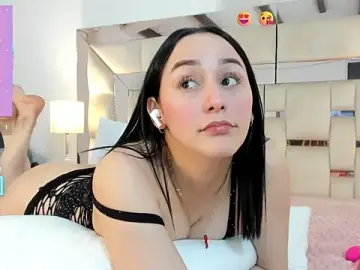 Stripchat Sex Cam of hazel_ross_tcw