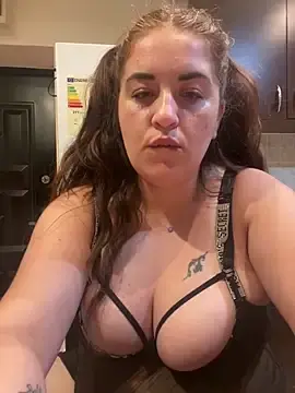 Stripchat Live Porn of yzabell18