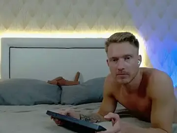Stripchat Sex Cam of JessicaSteve