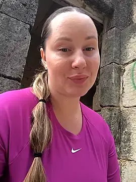 Stripchat Free Porn Cam of Mona_Plus