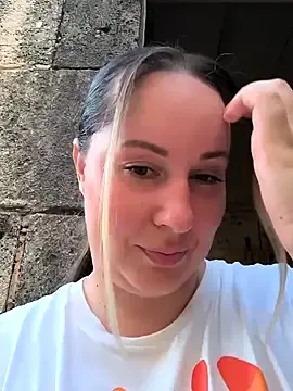 Stripchat Private Sex Chat of Mona_Plus