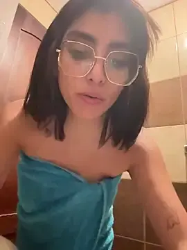 Stripchat Watch Live Sex Cams of MartinaSooler