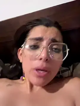 Stripchat Sex Cam of MartinaSooler