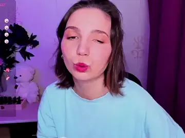 Stripchat Nude Webcam of KindHazelHere_