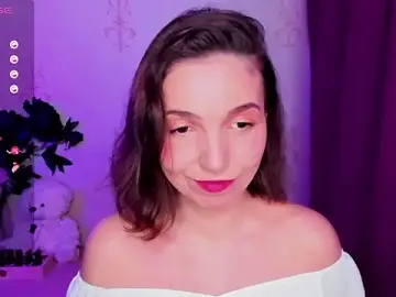 Stripchat Adult Webcams of KindHazelHere_