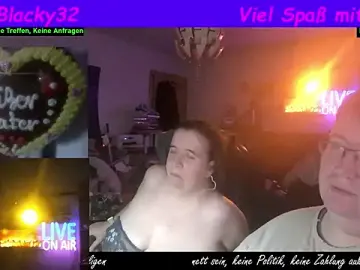 Stripchat Adult Webcam of der_alex38