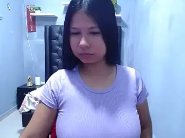 Stripchat Free Porn Cam of Letty_Plugxo