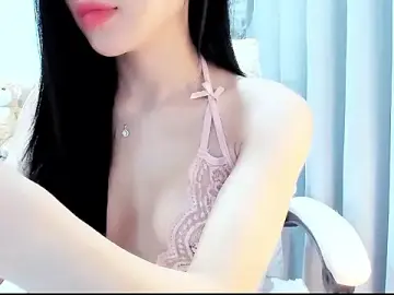 Stripchat Free Porn Cam of Natalie-Emilia