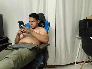 Stripchat Live Porn of hott_dicks