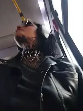 Stripchat Live Sex Cam of taaylor33