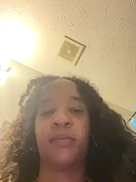 Stripchat Live Sex Cam of LunalustycumslutPornstar