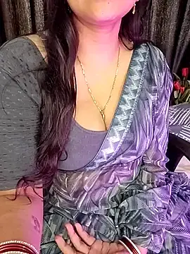 Stripchat Adult Webcam of kaamuk_shweta
