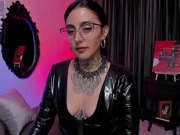 Stripchat Free Porn Cam of nasty_aliice1