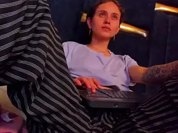 Stripchat Watch Live Sex Cams of fulfill_fantasies1