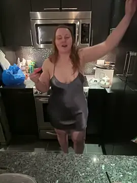 Stripchat Live Sex Cam of GingerSnap33