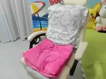 Stripchat Free Porn Cam of LuckyBabe_new01