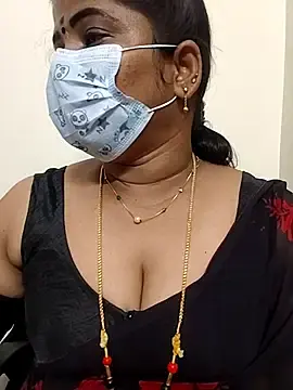Stripchat Best live sex cam show of gaurika18