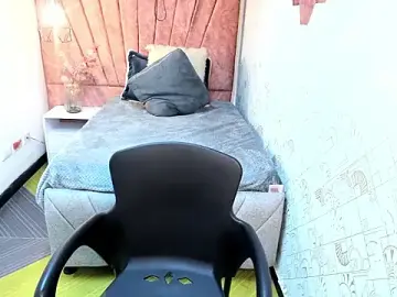 Stripchat Live Sex of Kiara_Cruz__